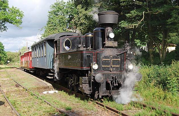 Parní lokomotiva 310.072 je tradiním úastníkem akci na bezdruické lokálce....