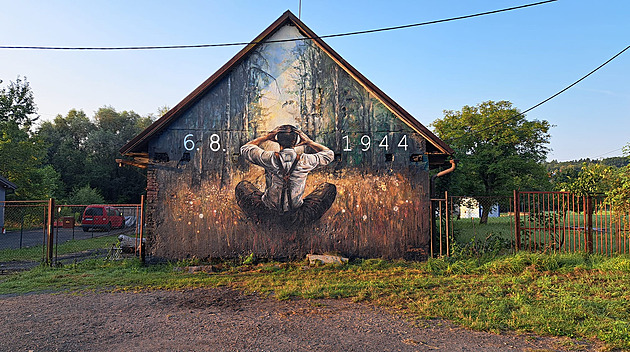 Kapitulace i uklidnění. Mural k životické tragédii vyrobil pravnuk jedné z obětí