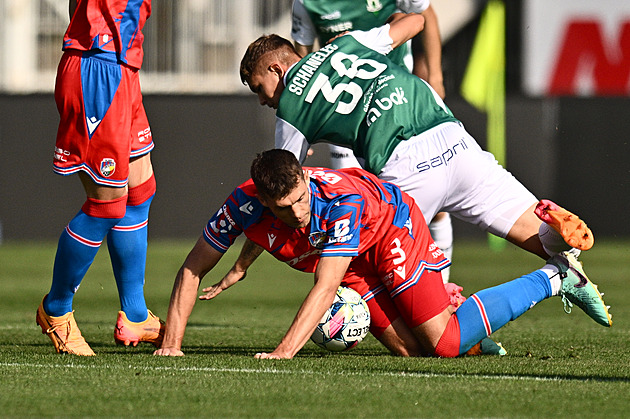 Plzeň měla v Jablonci kopat penaltu. Ruku Tischlera posoudili sudí správně