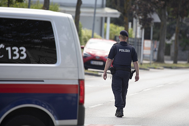 Rakouská policie zadržela kvůli útoku na koncert Swift dalšího muže, Iráčana