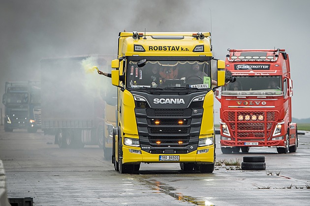 Diář petrolheada: Za trucky k Plzni, za veterány do Nebe i na Pláž