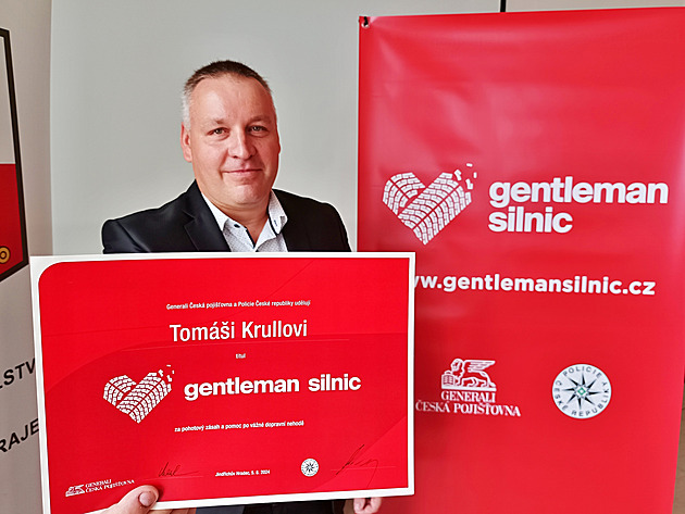 Gentleman silnic škrtil krvácející paži až do příjezdu záchranky