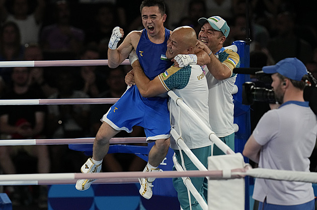 Uzbecký boxer Dusmatov po osmi letech na olympiádě znovu ovládl muší váhu