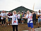 Prezident Petr Pavel s manelkou Evou navtvili Olympijsk festival u jezera...