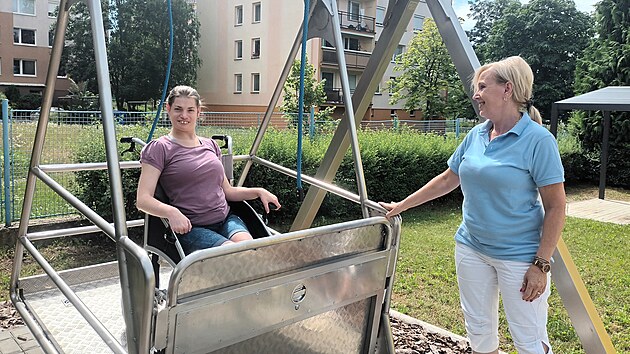 V litom��ick�m stacion��i Srd��ko mohou voz��k��i zkusit speci�ln� houpa�ku.