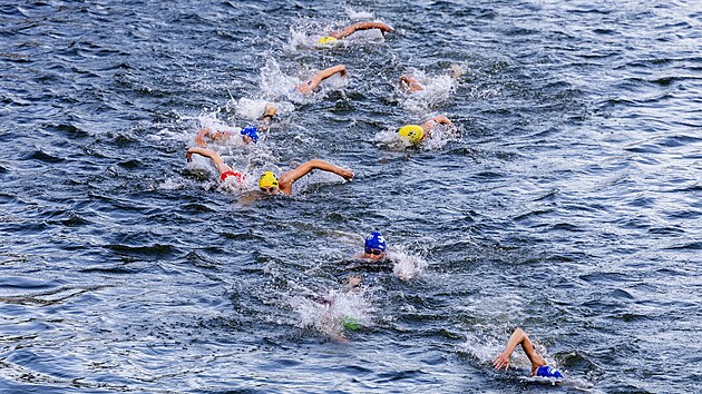 Triatlon �en na olympijských hrách v Pa�í�i