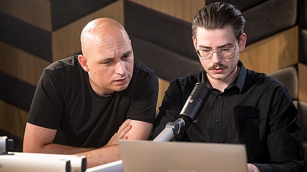 Hostem podcastu Kontext byl redaktor MF DNES Tom� L�nsk�.