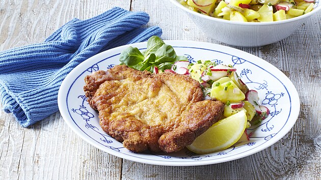 V�de�sk� ��zek s lehk�m bramborov�m sal�tem