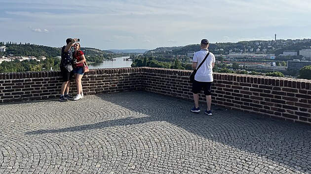 Vyehrad je historick msto na skle nad pravm behem eky Vltavy.