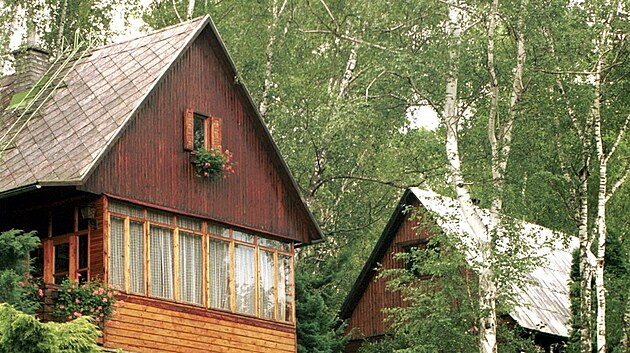 Druh� bydlen� rozhodn� nebylo z�le�itost� elit. Fenom�n se vinul cel�m...