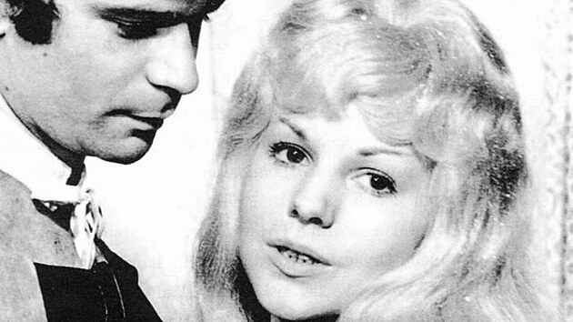 Petr �t�p�nek a Jorga Kotrbov� v poh�dce Zlatovl�ska (1973)