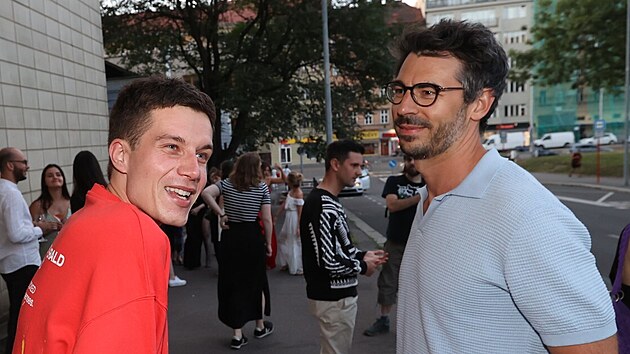 Daniel Krej��k a Tom� Jirka na premi��e filmu Hello, Welcome (6. srpna 2024)