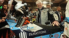 Petr Pavel je fanou�kem motorek. (2. b�ezna 2023)