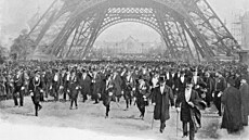 Zahajovací ceremoniál olympijských her v Pa�í�i v roce 1900.