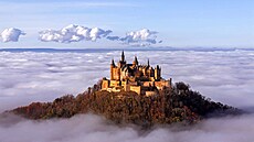 Hohenzollern, symbol moci. �ádný jiný rod nedal n�mecké historii víc král� a...