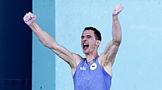 Adam Ondra v akci bhem OH v Paíi (5. srpna 2024)