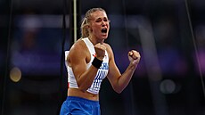 Amálie vábíková po vylepení národního rekordu ve skoku o tyi.