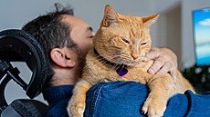 Ke své ko�ce má �ada lidí velmi silnou vazbu. Doká�e nás paralyzovat nap�íklad...