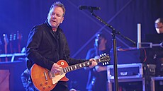 Koncert známého herce a úsp�ného hudebníka Kiefera Sutherlanda v Praze na...