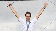 Bronzový medailista Jií Beran vítá fanouky v Most.