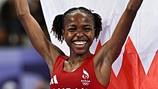 Bahrajanka Winfred Yaviová se raduje po úsp�ném p�eká�kovém b�hu na 3000 metr�.