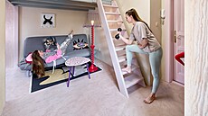 Pod patrové l��ko se ve�la kuchy�ka, ale také rozkládací gau� pro dva, tak�e...