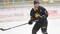 Ondej Kae na tréninku hokejist Litvínova.