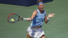 �eská tenistka Marie Bouzková ve finálovém duelu se  �pan�lkou Paulou...