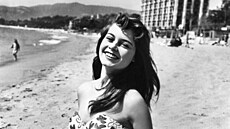 Bikiny Brigitte Bardotové byly na dnení pomry vcelku konzervativní. V roce...