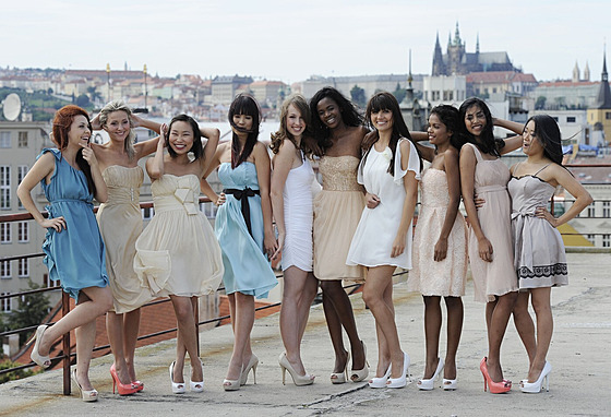 Finalistky soute Miss Expat Czech republic z roku 2011