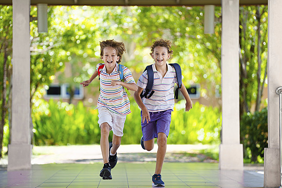 Aby se t�ily: Rodi�e by podle psycholog� m�li ud�lat v�e pro to, aby se d�ti...