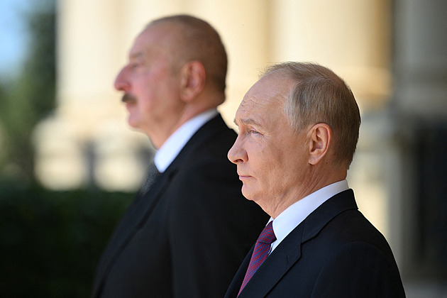 Rusko namíchlo Ázerbájdžán. Po smrti dvou krajanů nařídil razii mezi novináři