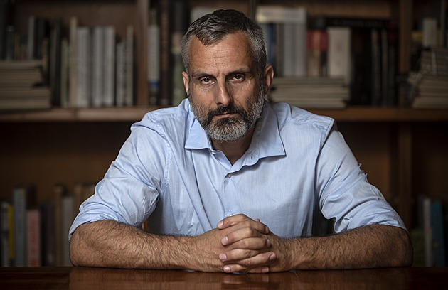 Palach a holokaust na politickém skřipci. Otázka zní: Kdy Foltýna vystřídá Foldyna?