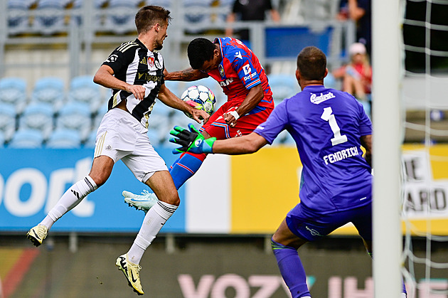 Č. Budějovice - Plzeň 0:3, v hlavní roli VAR a hra rukou, rozhodla penalta