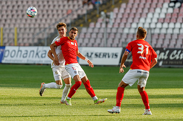 Zbrojovka prohrála přestřelku se Žižkovem a padla ve druhé lize na dno