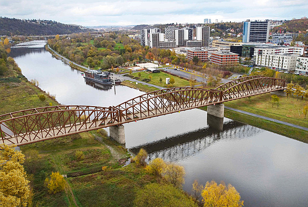 Praha ukázala, jak by Modřanům slušel výtoňský most. Může spojit oblíbené cyklotrasy