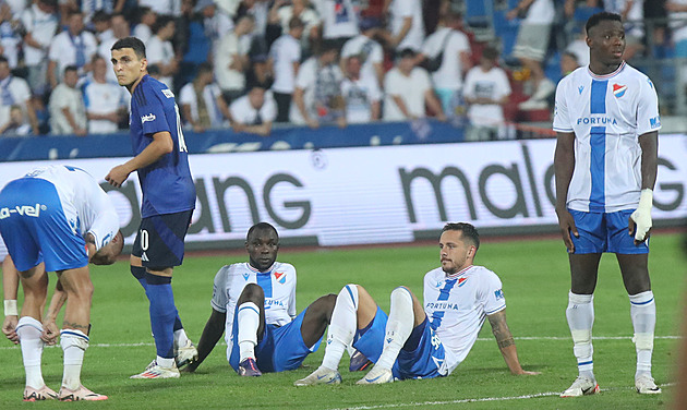 Baník selhal v penaltách, Plzeň i Boleslav v pohárech postupují