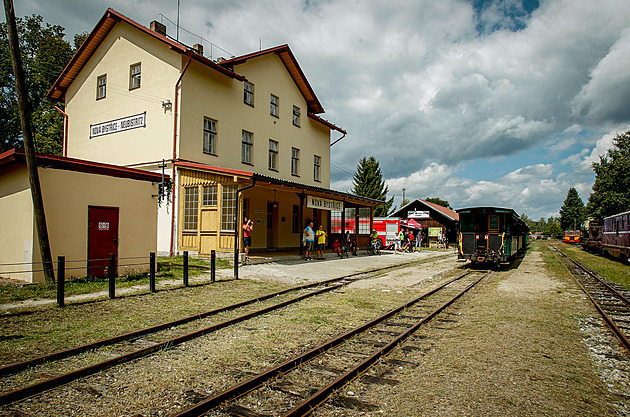 Jindřichohradecká úzkokolejka má další problém, kupec neuhradil včas celou částku