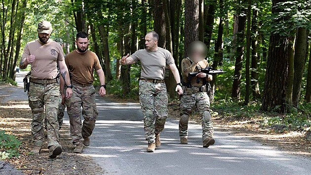 �Pracujeme v oblasti n�stupu.� Velitel ukrajinsk� arm�dy Oleksandr Syrskyj na sn�mku zve�ejn�n�m 8. srpna 2024