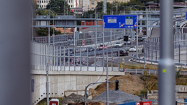 V Brn zaal provoz na nov estakd kolem Tomkova nmst. (18. srpna 2024)