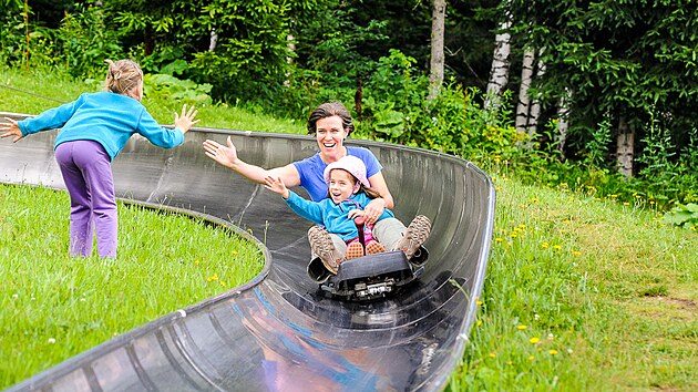 3. Bobovka Harrachov a �pindler�v Ml�n