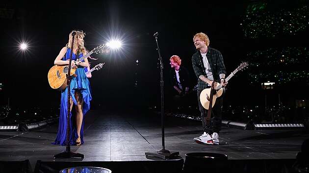 V Londýně vystoupila americká zpěvačka Taylor Swift. Přidal se k ní na tři písně anglický písničkář Ed Sheeran. (15. srpna 2024)