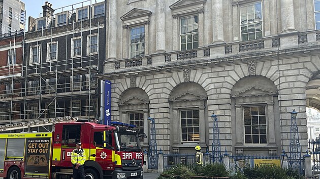 V centru Londna ho neoklasicistn palc Somerset House. Na mst zasahuje piblin 125 hasi.(17. srpna 2024)