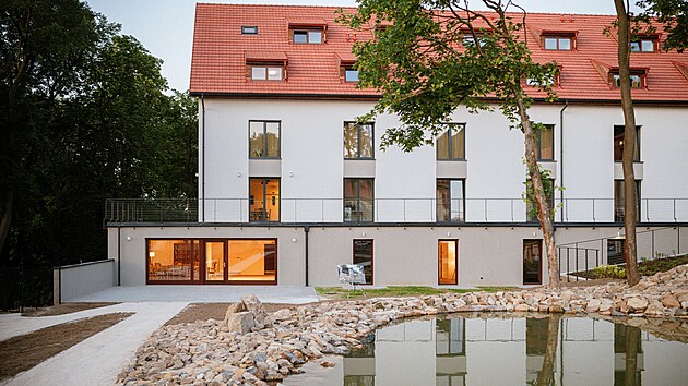 Z�mek Tma� pro�el zda�ilou rekonstrukc�. 