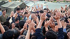 Severokorejský vdce Kim ong-un vyrazil do oblastí postiených záplavami....