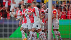 Slávistití fotbalisté se radují z gólu proti olomoucké Sigm.