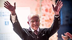 Bernard Cazeneuve bhem mítinku v Pontault-Combault (1. záí 2023)