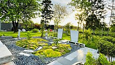 Zenová zahrada snoubící se se skateparkem