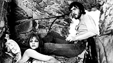 Loupeníka Nikolu uhaje proslavil film Balada pro banditu z roku 1978, v nm...