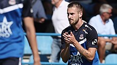 Zálo�ník Denderu Roman Kv�t slaví gól proti Kortrijku
